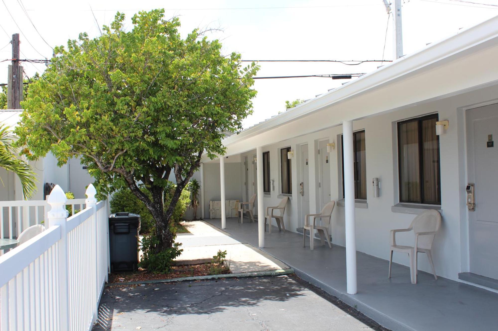 Economy Inn West Palm Beach Exterior foto